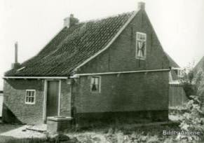 Vrouwenparochie achter de woning van mijn pake Gerrit Slim